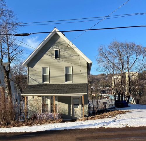 202 W Houghton Ave, Houghton, MI, 49931-2241 | Card Image
