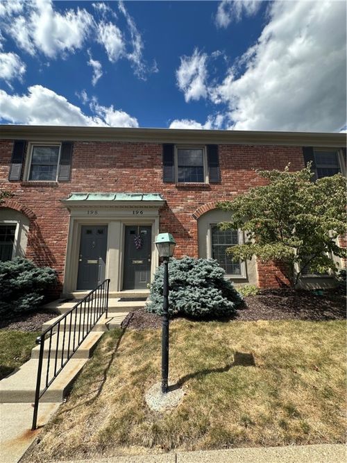 198 Jamestown Dr, Pittsburgh, PA, 15216-1021 | Card Image
