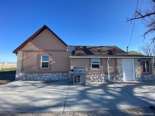 8148 County Road 7, Wiggins, CO, 80654-7702 | Card Image