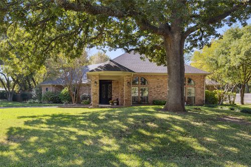 2900 Oak Trail Ct, Dwg, TX, 76016-6000 | Card Image