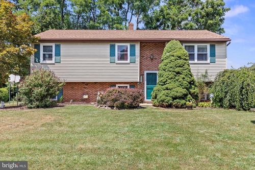 362 Oaklyn Rd, LEBANON, PA, 17042-5858 | Card Image