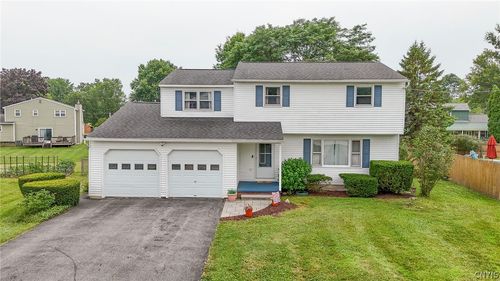 5354 Vineyard Dr, Clay, NY, 13041-9142 | Card Image