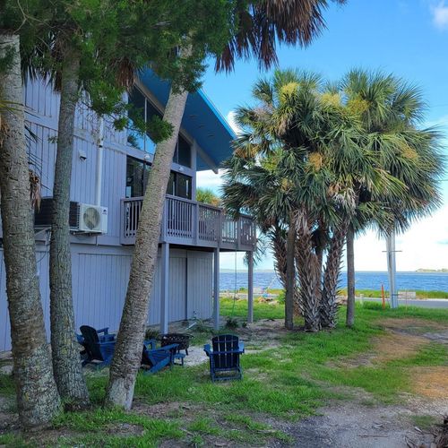 5-850 3rd St, Cedar Key, FL, 32625-5044 | Card Image