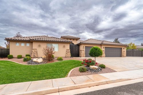 4047 S 890 E, Washington, UT, 84780-3216 | Card Image