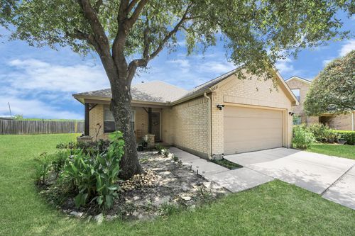 2231 Pine Croft Dr, Humble, TX, 77396-6205 | Card Image