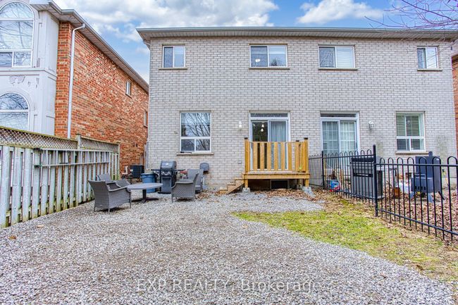 35 Stevenson St, House attached with 5 bedrooms, 3 bathrooms and 2 parking in Ancaster ON | Image 33
