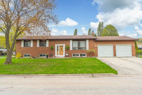 110 5th Ave W, Owen Sound, ON, N4K5Y4 | Card Image