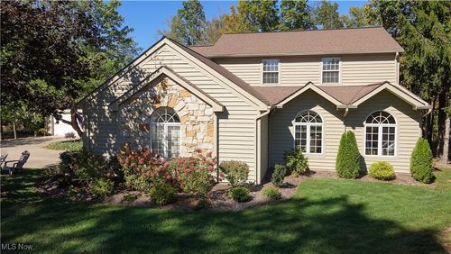 159 Royal Oak Dr, Aurora, OH, 44202-8225 | Card Image