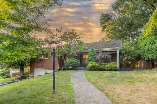 1727 Holly Ln, Pittsburgh, PA, 15216-1151 | Card Image