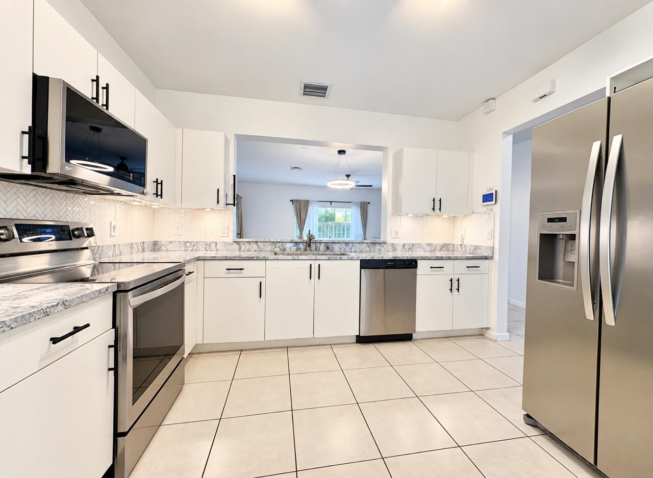 Residential Lease in Tamarac 4