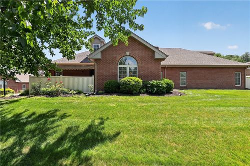 147 Crosswynds Dr, Beaver Falls, PA, 15010-1177 | Card Image