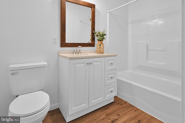 47 Washington St, House other with 4 bedrooms, 2 bathrooms and null parking in Middleport PA | Image 19