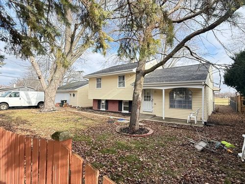 1115 Lotus Dr, Round Lake Beach, IL, 60073-2415 | Card Image