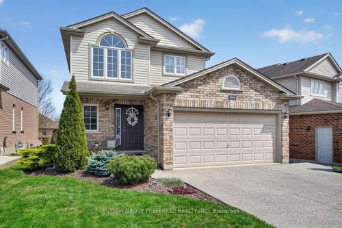 2178 Blackwater Rd, London, ON, N5X4J9 | Card Image