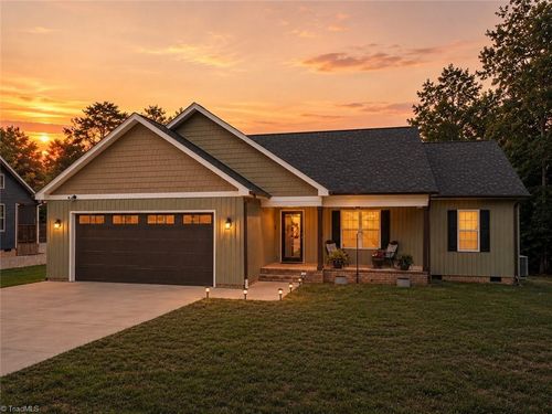 4398 Nc Highway 135, Stoneville, NC, 27048-7601 | Card Image