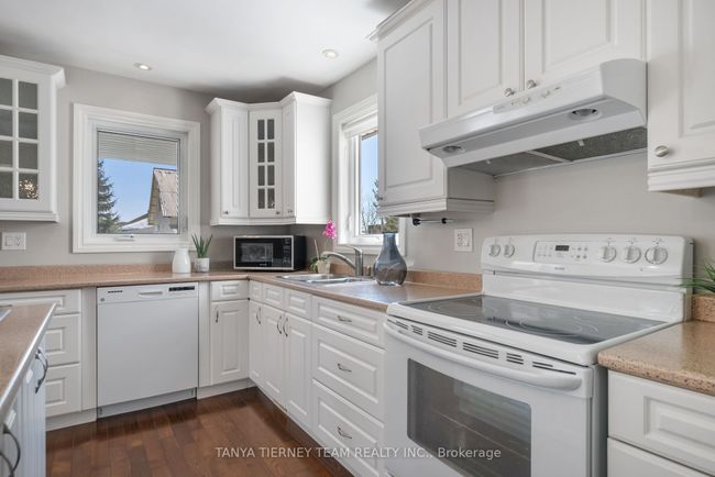 378 Major St, House other with 3 bedrooms, 2 bathrooms and 4 parking in Port Perry ON | Image 18