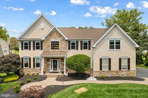 114 Pine Ln E, Yardley, PA, 19067-3915 | Card Image