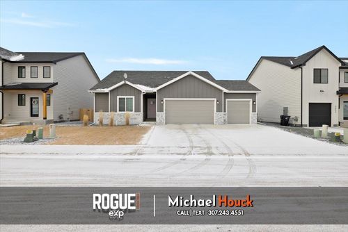 3110 Quivera River Rd, Casper, WY, 82604-5469 | Card Image