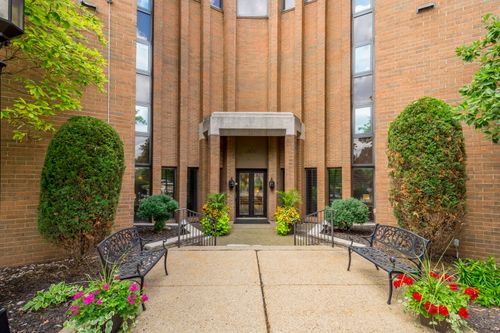 103-900 Washington Rd, Mt. Lebanon, PA, 15228-2031 | Card Image