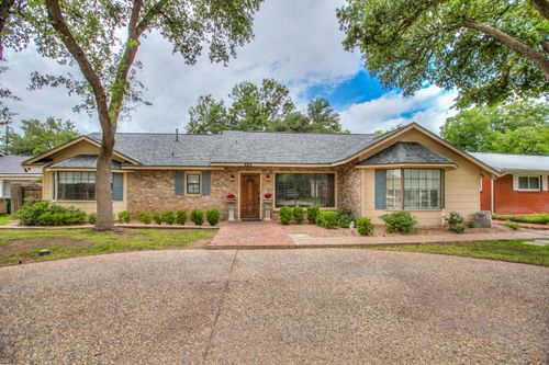 3211 Stanford Dr, San Angelo, TX, 76904-5244 | Card Image