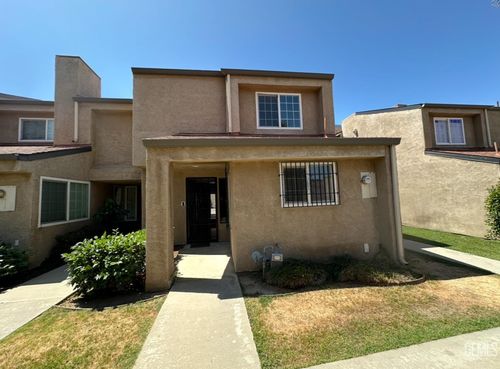 22-3600 O St, Bakersfield, CA, 93304-3145 | Card Image