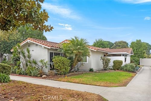 c- Ronda Granada, Laguna Woods, CA, 92637 | Card Image