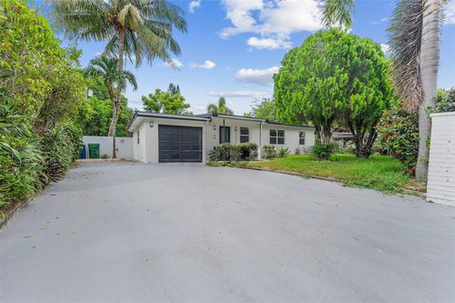 3531 Nw 1st Ct, Lauderhill, FL, 33311-8304 | Card Image