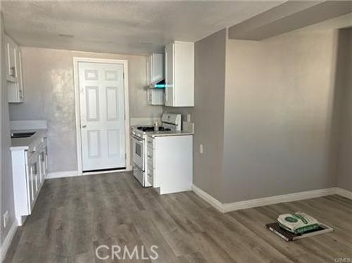 b1-595 Fillmore Pl, Pomona, CA, 91768-3419 | Card Image