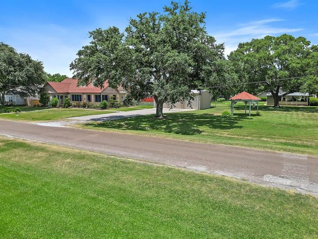 Another view of the spacious yard! | Image 30