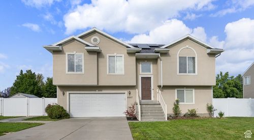 2257 N 830 W, West Bountiful, UT, 84087-1006 | Card Image