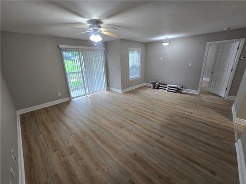 2205 Santa Fe Pkwy, Atlanta, GA, 30350-6821 | Card Image