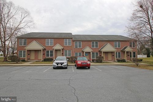 63 N Cherry St, ANNVILLE, PA, 17003-1301 | Card Image