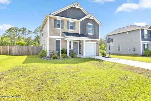 210 New Home Pl, Holly Ridge, NC, 28445-5403 | Card Image