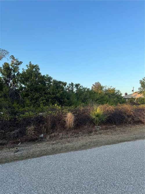 10052 Barker Ave, ENGLEWOOD, FL, 34224-8507 | Card Image