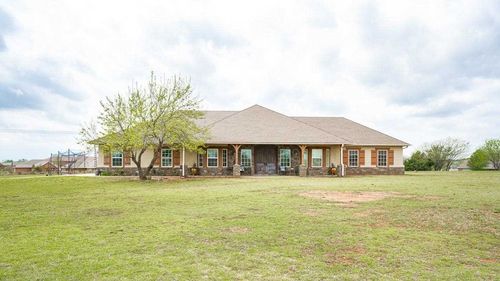 319 W Wild Horse Drive, Stillwater, OK, 74075 | Card Image