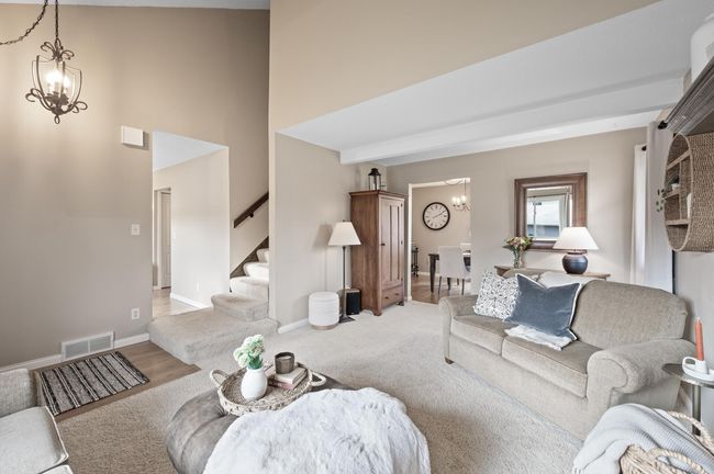 1127 Benton Way, House other with 3 bedrooms, 3 bathrooms and null parking in Arden Hills MN | Image 7