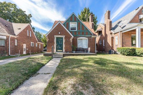 39 Osceola Dr, Pontiac, MI, 48341-1151 | Card Image