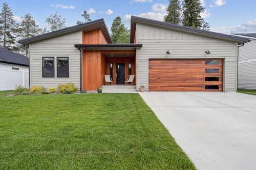 172 Brimstone Dr, Whitefish, MT, 59937-7865 | Card Image