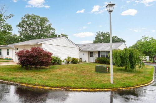286-B Tabor Rd, Monroe, NJ, 08831-5858 | Card Image