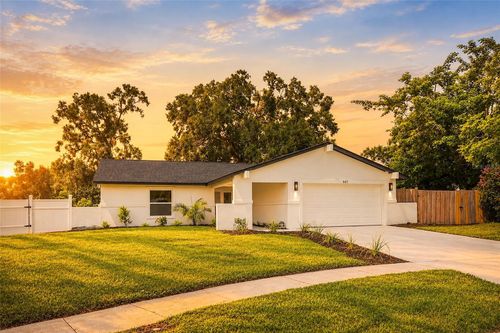 607 Willow Ct, Brandon, FL, 33510-3554 | Card Image