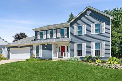 2254 Remington Dr, Naperville, IL, 60565-3452 | Card Image