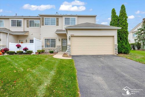 26761 Kirkway Cir, Woodhaven, MI, 48183-1971 | Card Image