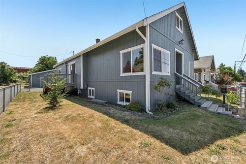 806 4th Street Se, Auburn, WA, 98002 | Card Image