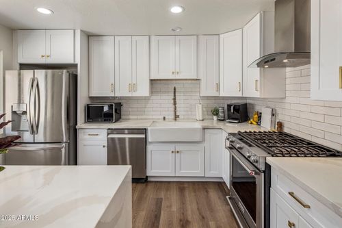 8022 E Columbus Ave, Scottsdale, AZ, 85251-4810 | Card Image