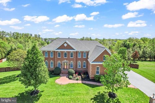 43112 Unison Knoll Cir, ASHBURN, VA, 20148-7138 | Card Image