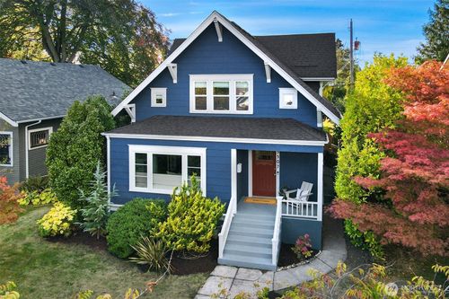5507 12th Avenue Ne, Seattle, WA, 98105 | Card Image