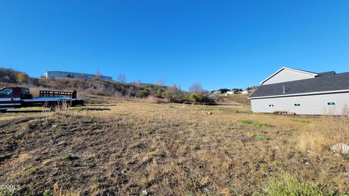 2909 Jude Ln Nw, Mandan, ND, 58554-8548 | Card Image