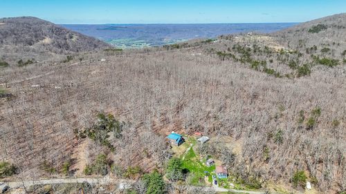 245 Raeanne Dr, Spring City, TN, 37381-7231 | Card Image