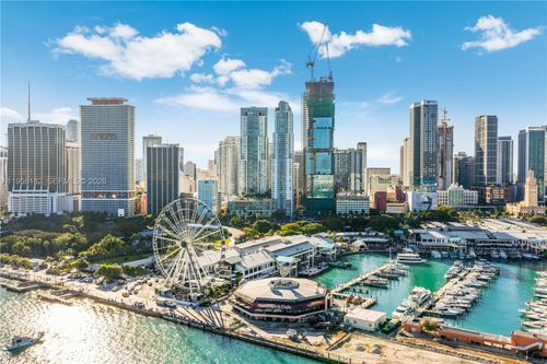 apt-228-253 Ne 2nd St, Miami, FL, 33132-2287 | Card Image