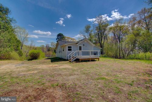 10061 Kings Hwy, MONTROSS, VA, 22520-2008 | Card Image